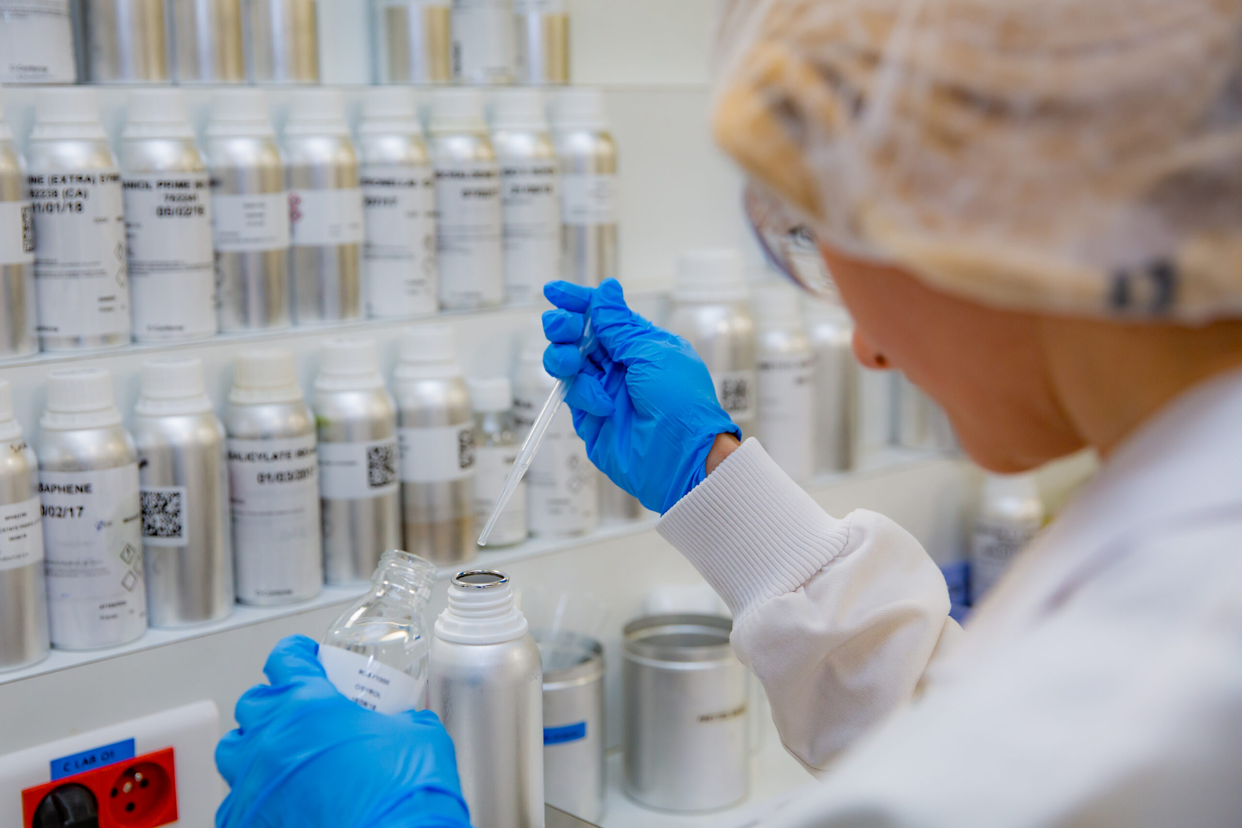 H. Reynaud & Fils recrute un(e) assistant(e) de laboratoire